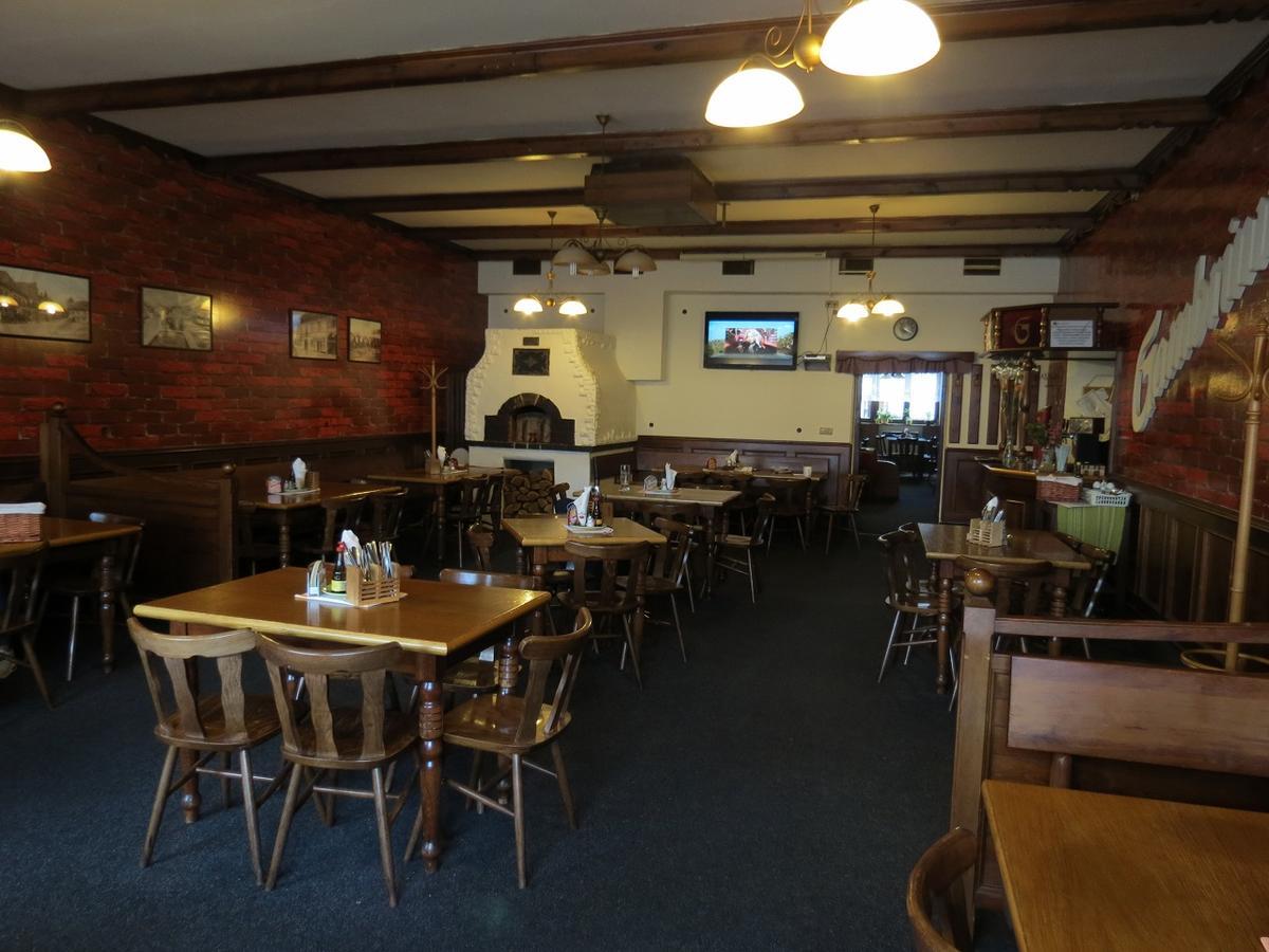 Hotel Cesky Dvur Beroun  Luaran gambar